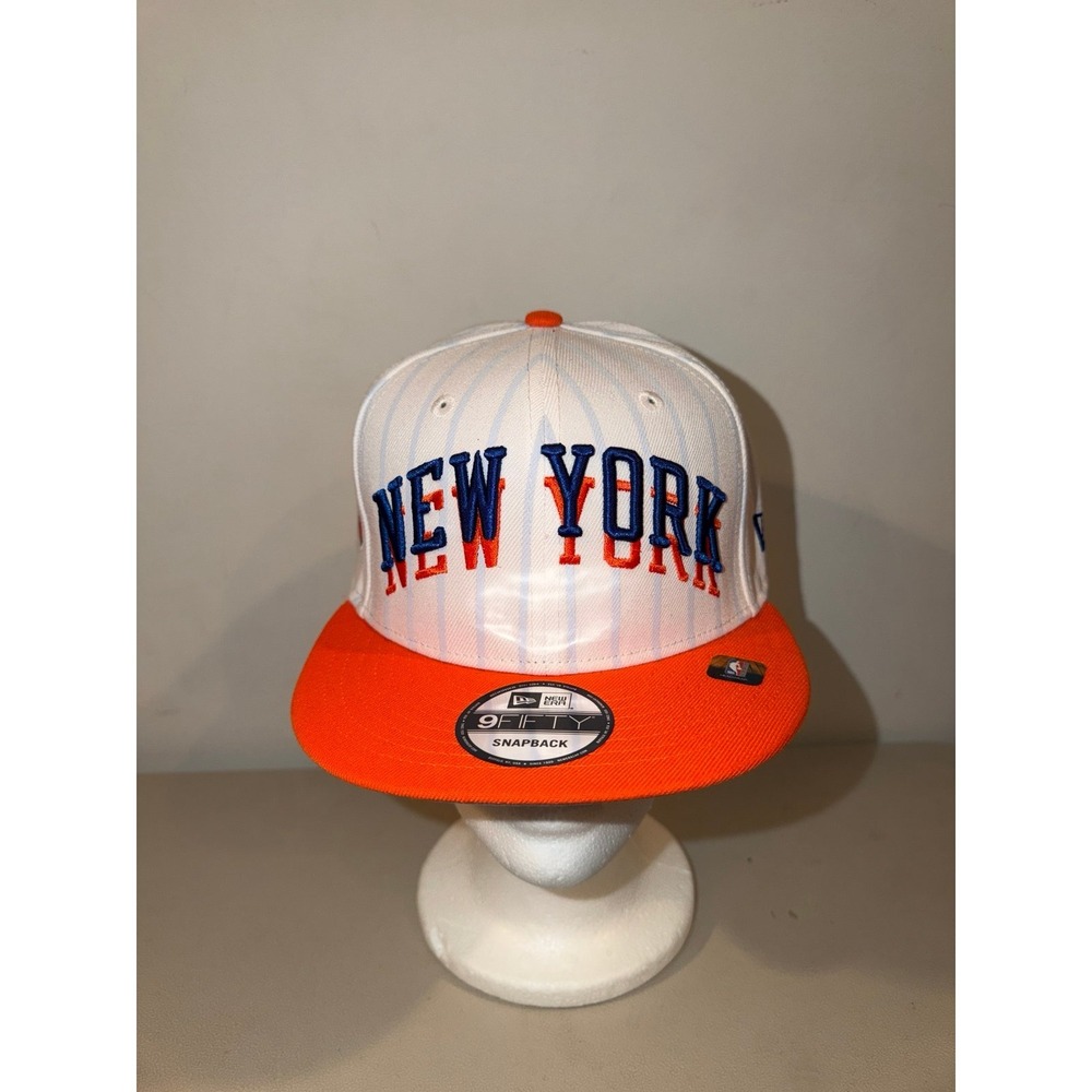 New York Knicks New Era City Edition Snapback (NWTS)